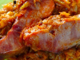 Varză cu Ciolan Afumat